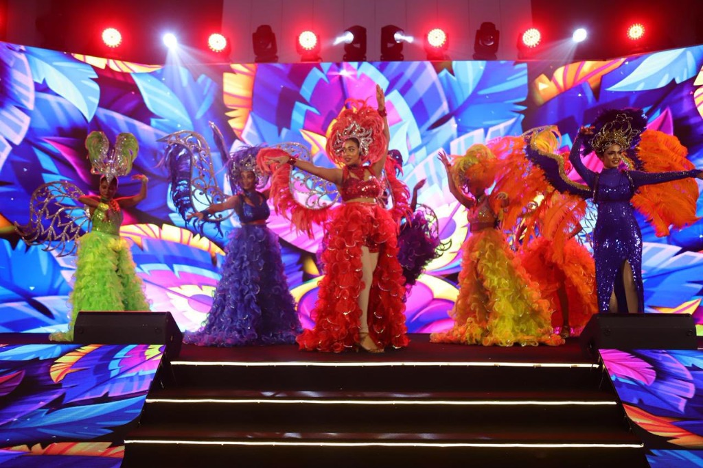 Grand Finale Dance